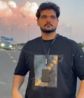 Встретьте Мужчинa : Amr, 29 лет до Саудовская Аравия  Abha